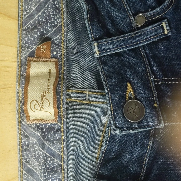 PAIGE Laurel Canyon Low-Rise Bootcut Jeans - Picture 4 of 6